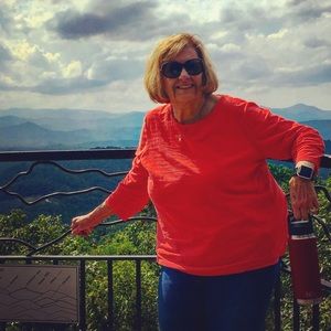 Meet your Posher, Deborah